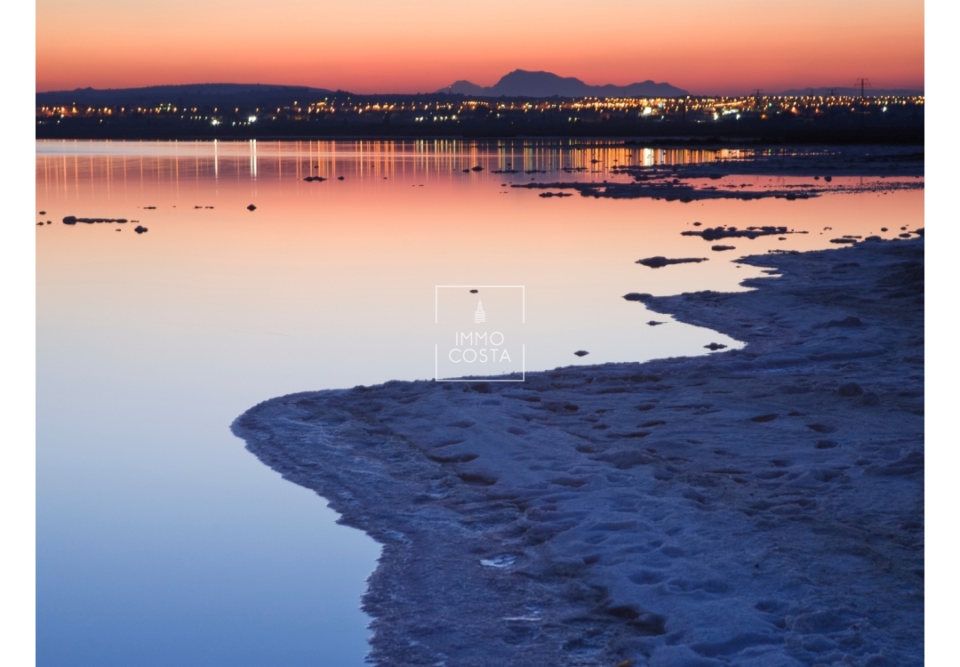 Altbau - Villa - Torrevieja - Center