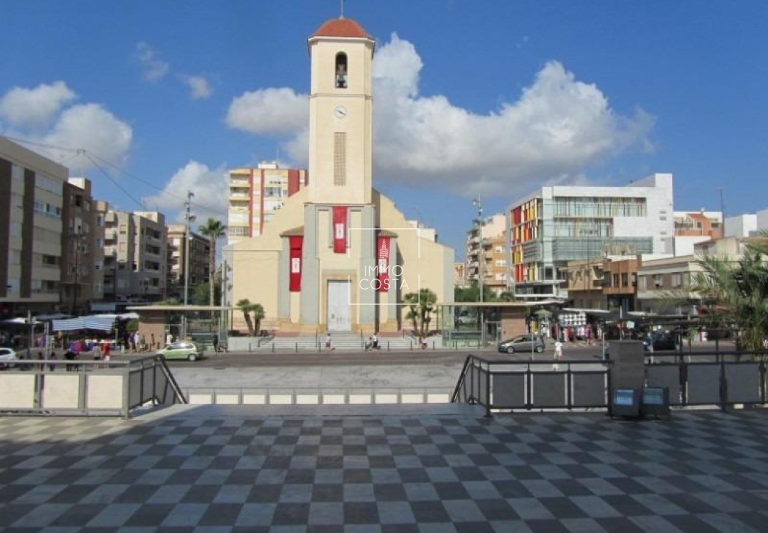 Obra nueva - Apartamento / piso - Guardamar del Segura - Pueblo