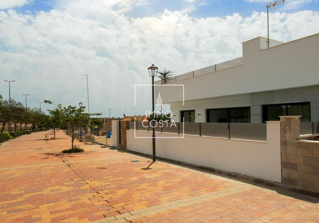 Nowy budynek - Villa - Sucina