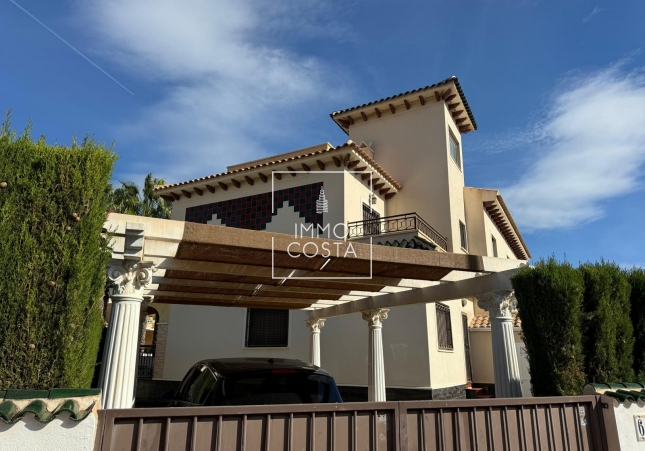 Altbau - Villa / Doppelhaushälfte - Ciudad Quesada - Rojales