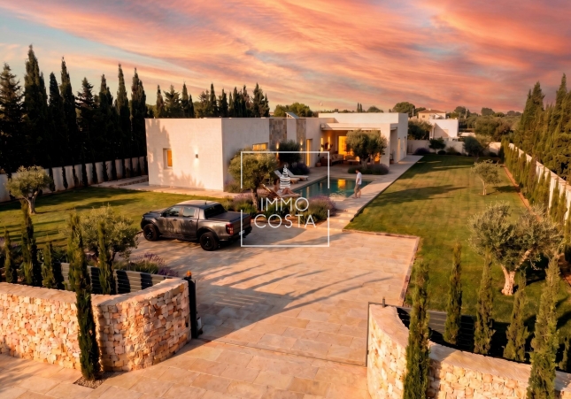 Новое здание - Villa - Pinoso
