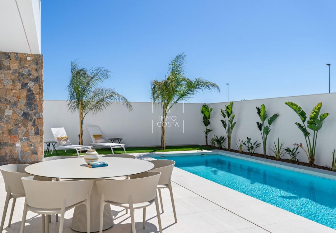 Новое здание - Villa - Los Alcazares