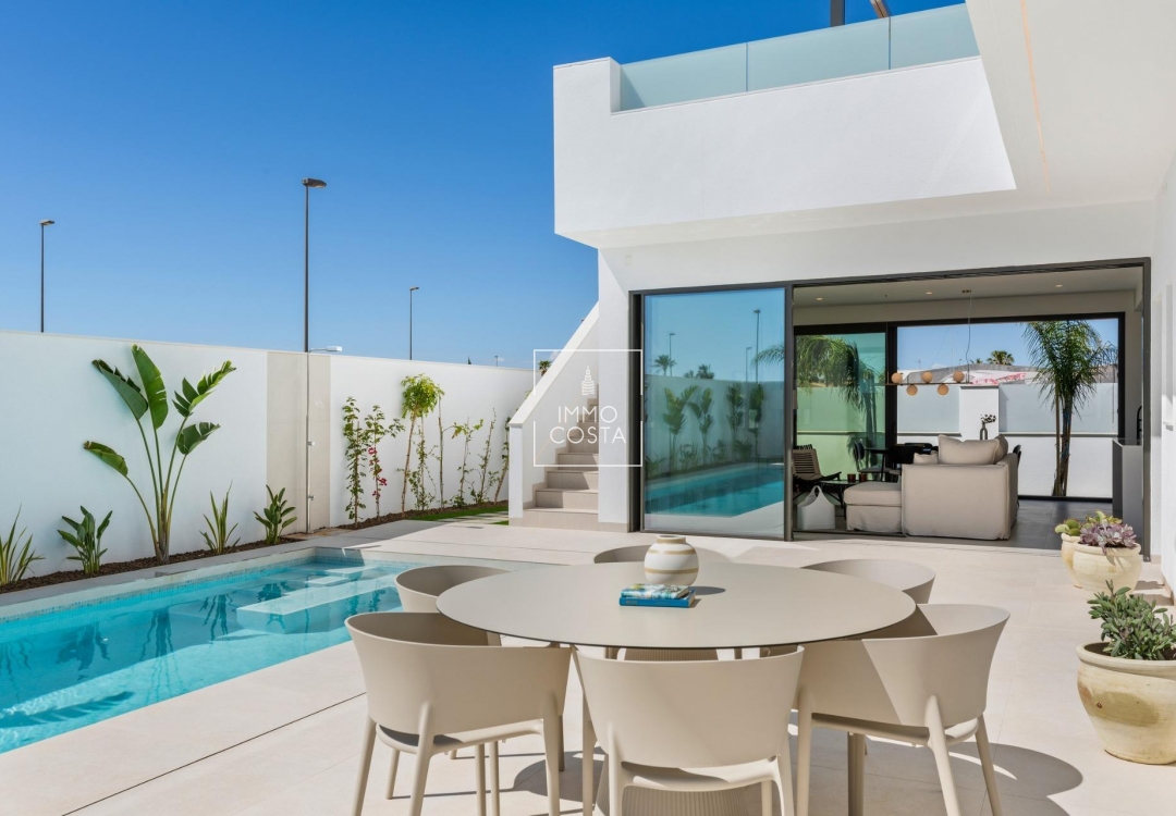 Новое здание - Villa - Los Alcazares