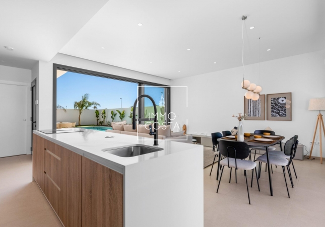 Новое здание - Villa - Los Alcazares