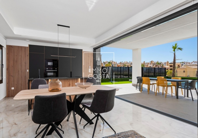 Nowy budynek - Villa - Algorfa
