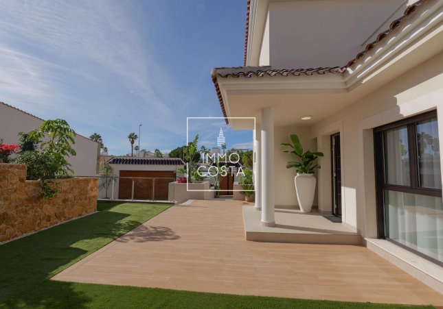 Новое здание - Villa - Rojales