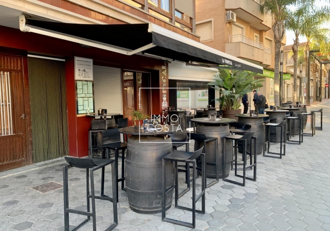 Новое здание - Villa - Los Alcazares