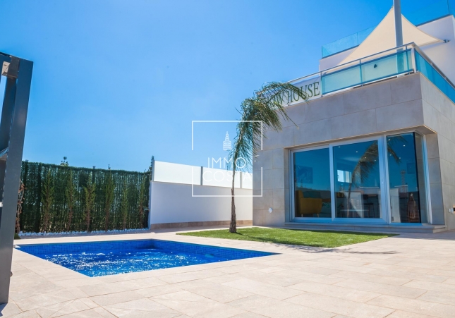 Nouvelle construction - Villa - Los Alcazares