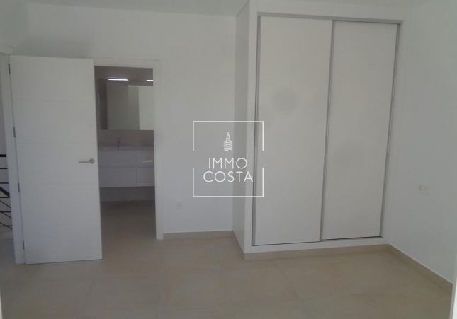 Новое здание - Villa - Pinoso
