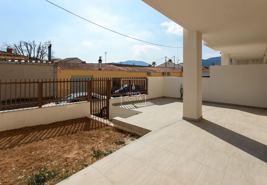Новое здание - Ground Floor Bungalow - Hondón de las Nieves
