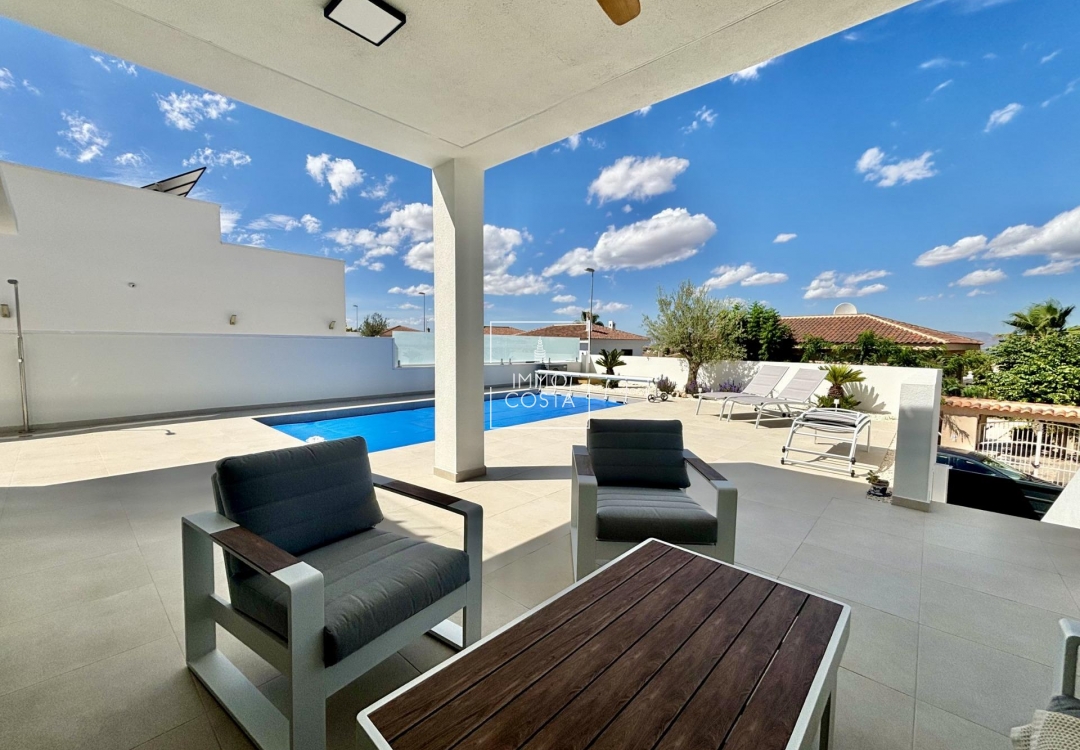 Новое здание - Villa - Rojales