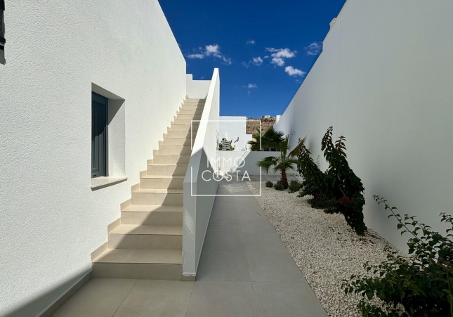 Новое здание - Villa - Rojales