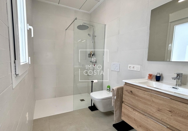 Новое здание - Villa - Rojales