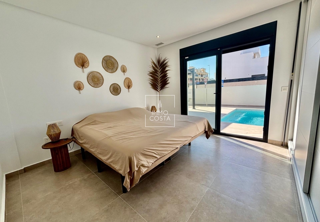 Новое здание - Villa - Rojales