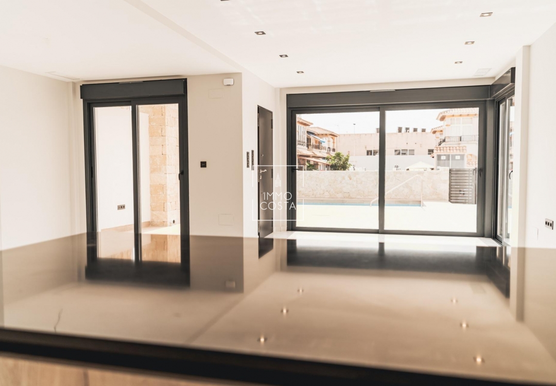 Nowy budynek - Villa - Orihuela Costa