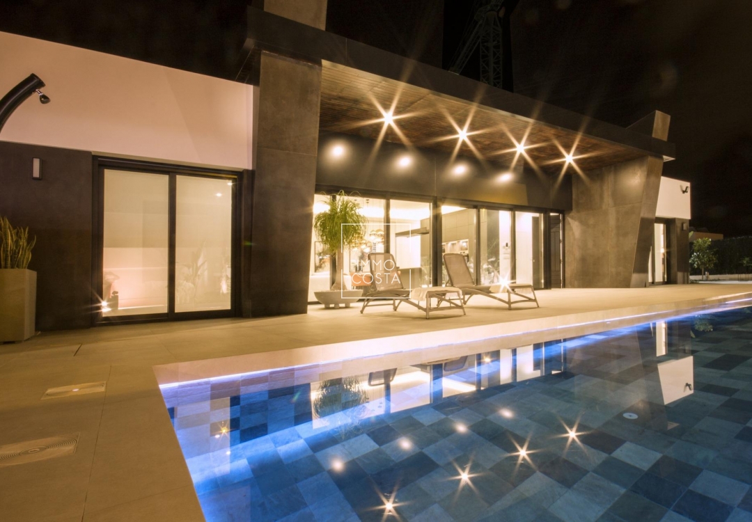 Новое здание - Villa - Rojales