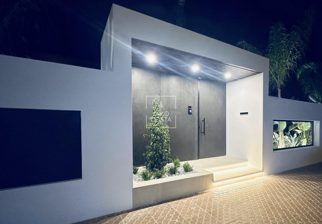 Новое здание - Villa - Rojales