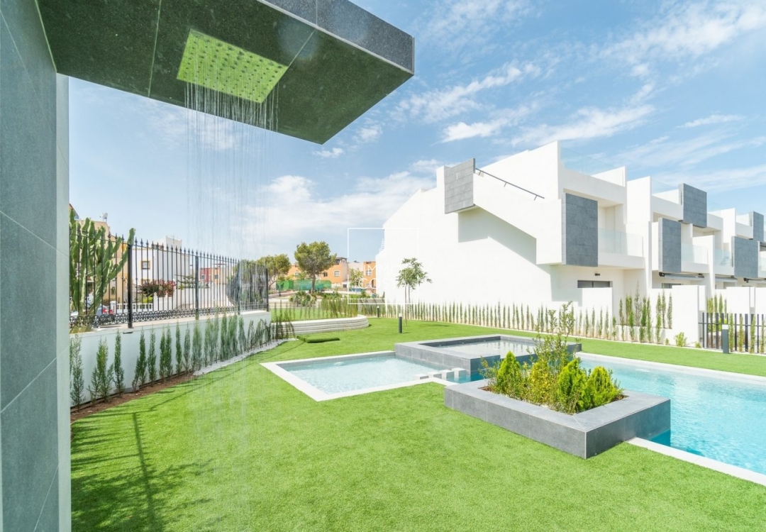 Nouvelle construction - Top Floor Bungalow - Torrevieja