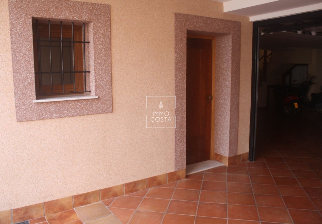Nowy budynek - Kamienica - Torrevieja
