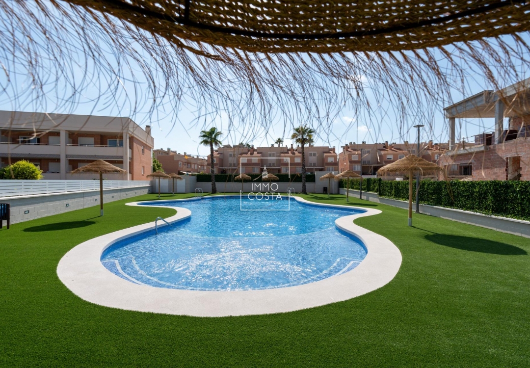 Nowy budynek - Quad - Gran Alacant