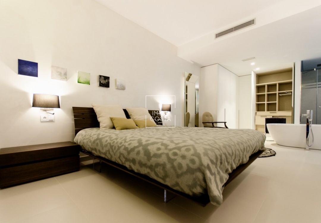 Nowy budynek - Villa - Orihuela Costa