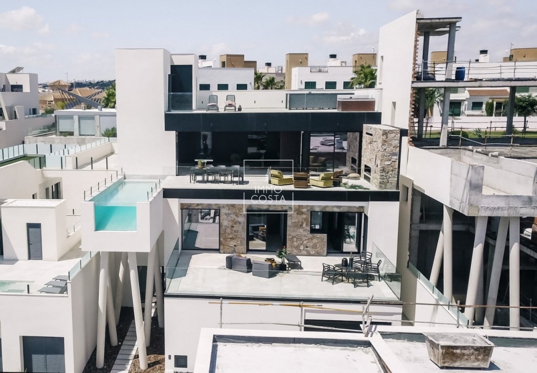 Новое здание - Villa - Rojales