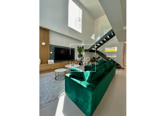Новое здание - Villa - Finestrat