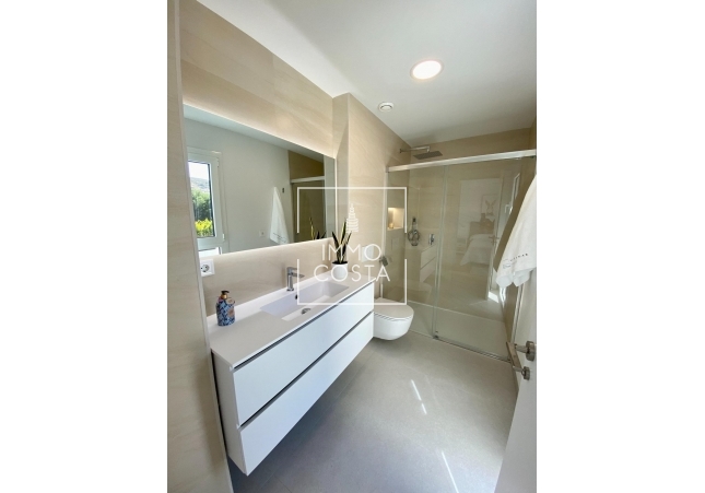 Новое здание - Villa - Finestrat