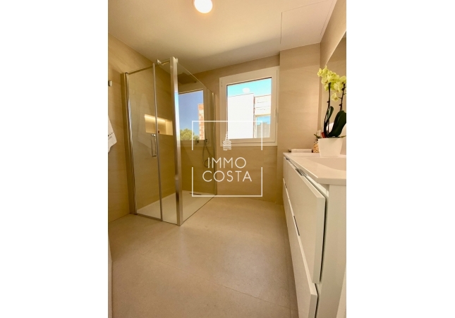 Новое здание - Villa - Finestrat