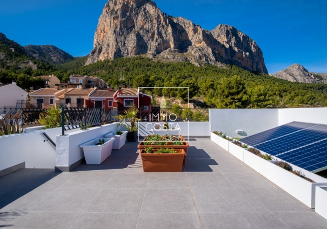 Новое здание - Villa - Polop