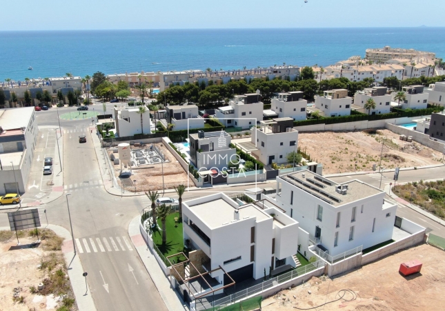 Obra nueva - Villa - Orihuela Costa