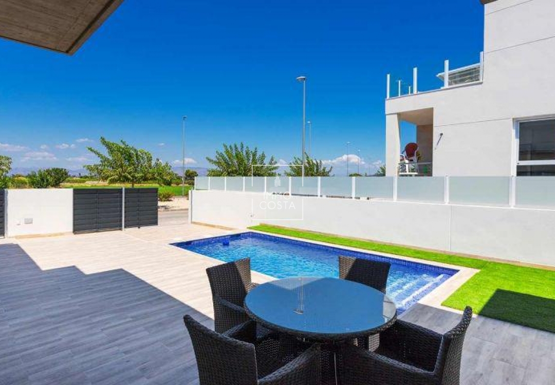 Neubau - Quad - Daya Nueva