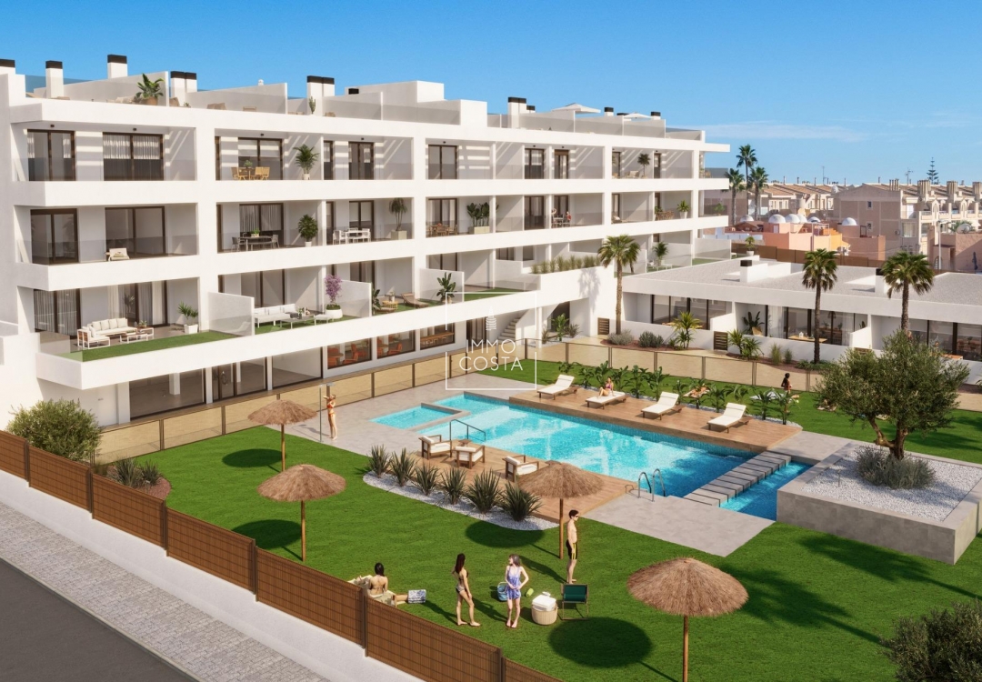 Новое здание - Ground floor apartment - Torrevieja
